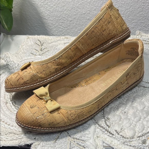 EUC Anne Klein “Eve” Flats​ - Picture 3 of 12